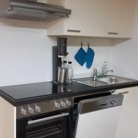 Andrea סנט גלנקירש